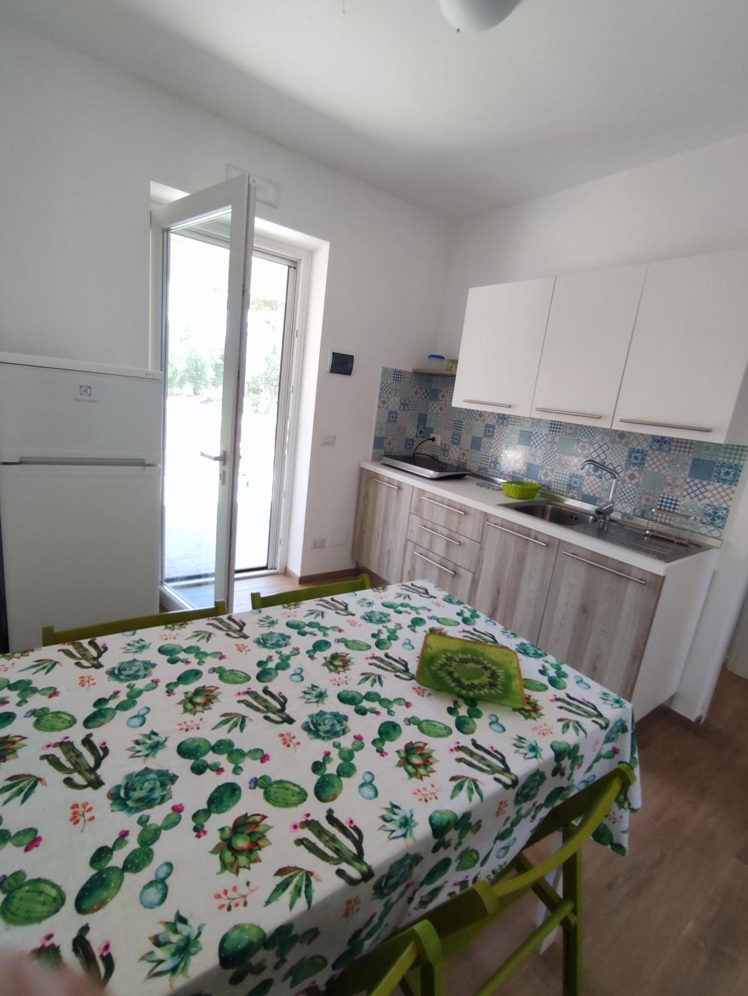 Borgo Rosoli Вьесте Экстерьер фото
